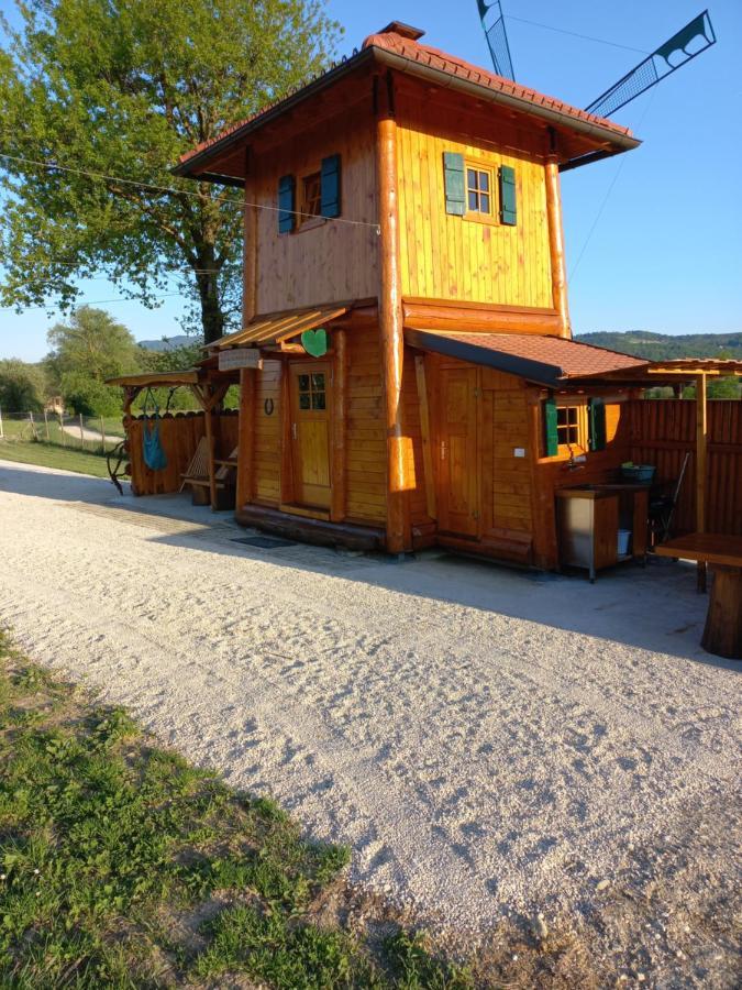 Villa Unique Wooden Holiday House In Nature Lukovica pri Domžalah Exterior foto