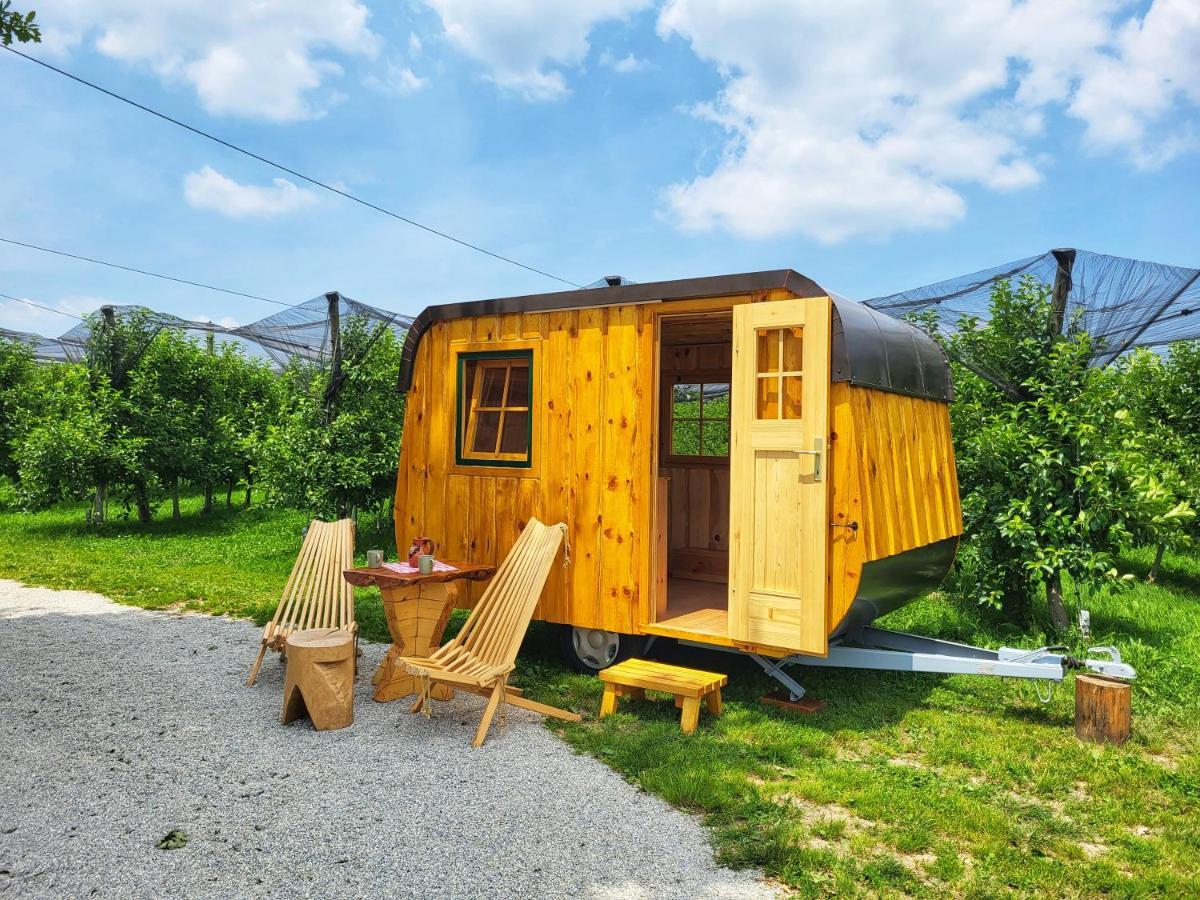 Villa Unique Wooden Holiday House In Nature Lukovica pri Domžalah Exterior foto